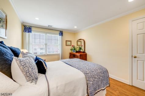 12 Hilltop Terrace Chatham NJ 07928