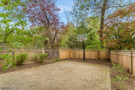 12 Hilltop Terrace Chatham NJ 07928