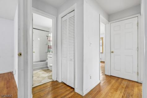 215 Henley Avenue New Milford NJ 07646