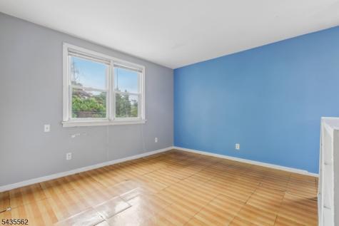215 Henley Avenue New Milford NJ 07646