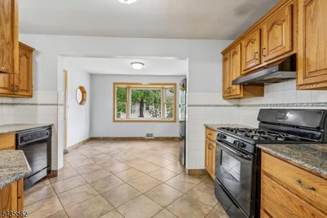 215 Henley Avenue New Milford NJ 07646