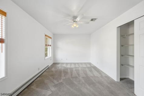 602 Mansfield Street Belvidere NJ 07823