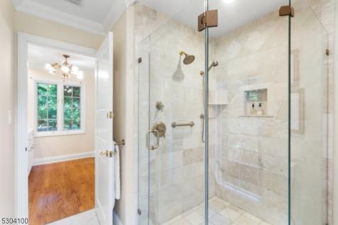 2 Canoe Lane Roseland NJ 07068