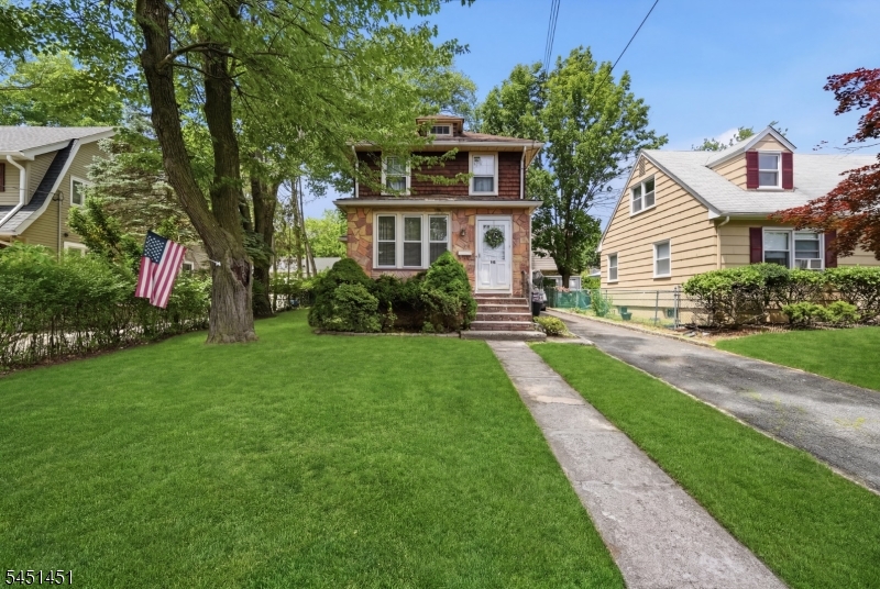 112 Grove Avenue Verona NJ 07044