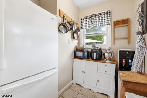 112 Grove Avenue Verona NJ 07044