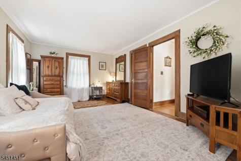 112 Grove Avenue Verona NJ 07044