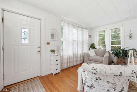 112 Grove Avenue Verona NJ 07044