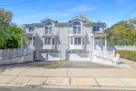 4 Maple Avenue Waldwick NJ 07463