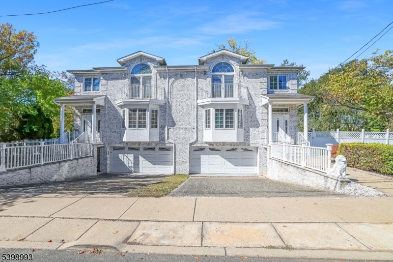 4 Maple Avenue Waldwick NJ 07463