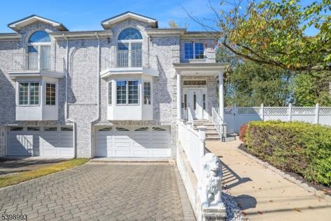 4 Maple Avenue Waldwick NJ 07463