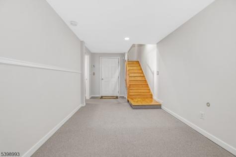 4 Maple Avenue Waldwick NJ 07463