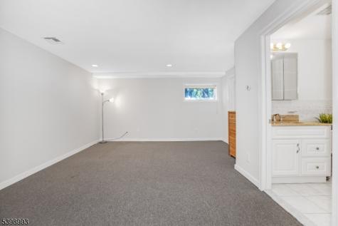4 Maple Avenue Waldwick NJ 07463