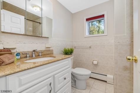 4 Maple Avenue Waldwick NJ 07463