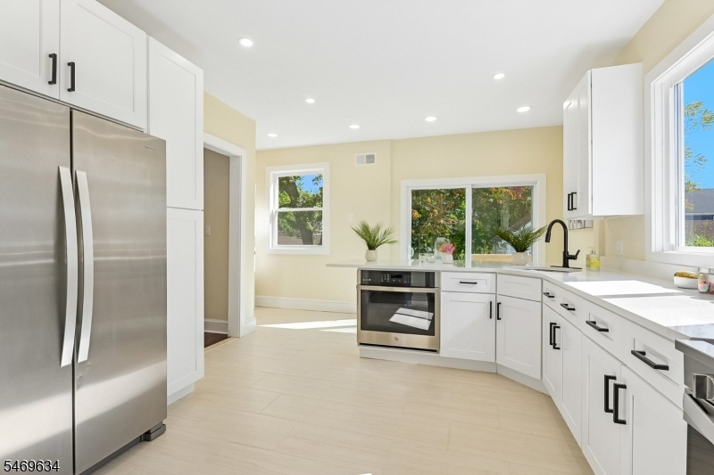 17 Princeton Road Elizabeth NJ 07208