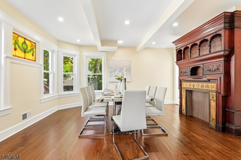 17 Princeton Road Elizabeth NJ 07208