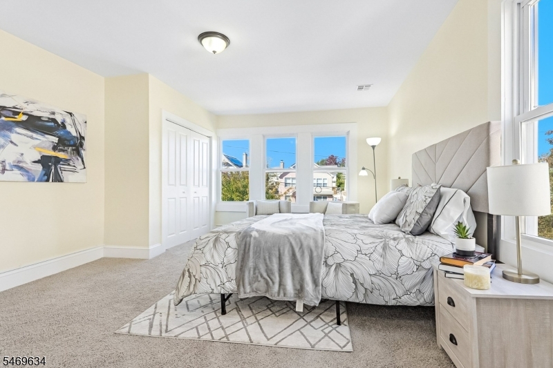 17 Princeton Road Elizabeth NJ 07208