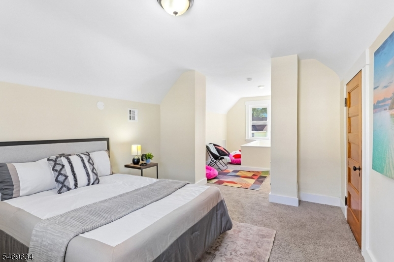 17 Princeton Road Elizabeth NJ 07208