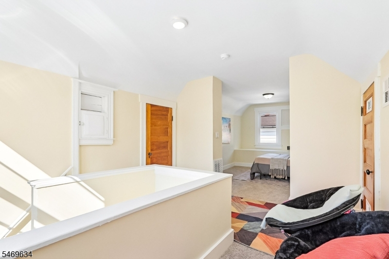 17 Princeton Road Elizabeth NJ 07208