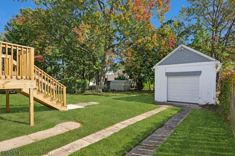 17 Princeton Road Elizabeth NJ 07208
