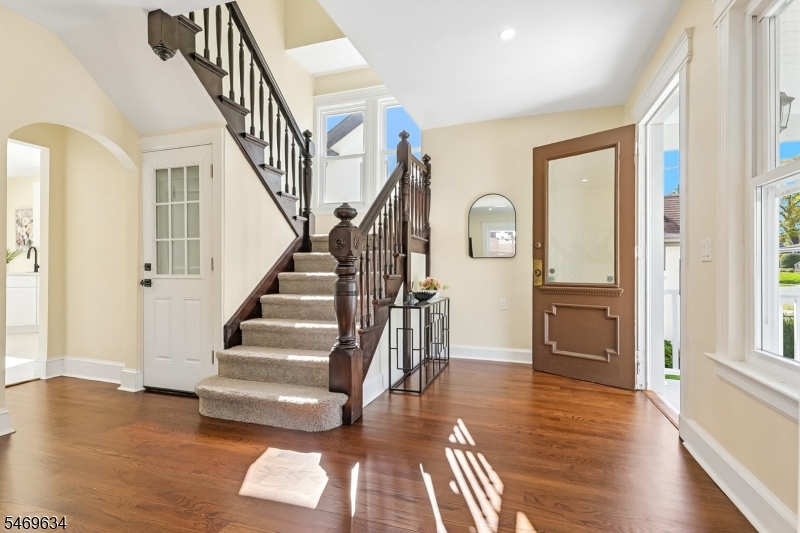 17 Princeton Road Elizabeth NJ 07208