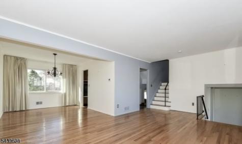 2462 Woodside Road Union NJ 07083