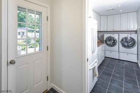 22 Cleveland Circle Montgomery NJ 08558