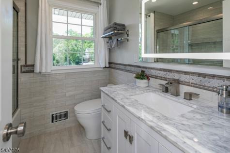 22 Cleveland Circle Montgomery NJ 08558