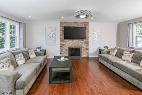 22 Cleveland Circle Montgomery NJ 08558