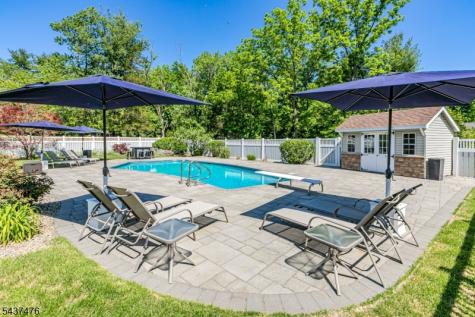 22 Cleveland Circle Montgomery NJ 08558