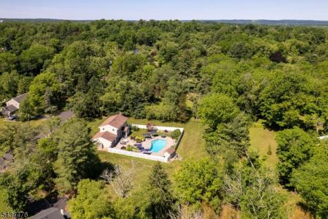 22 Cleveland Circle Montgomery NJ 08558