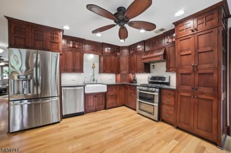 3811 Park Avenue Edison NJ 08820