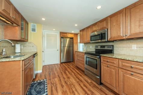 2 Red Mine Road Wanaque NJ 07465
