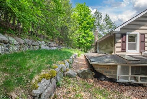 2 Red Mine Road Wanaque NJ 07465