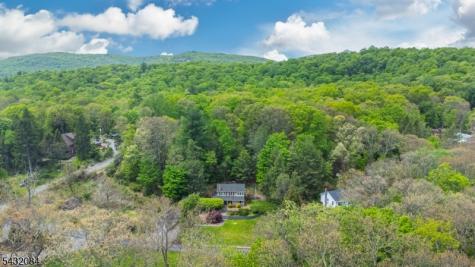2 Red Mine Road Wanaque NJ 07465