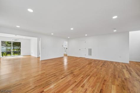 207 Lake Shore Drive Parsippany-troy Hills NJ 07034