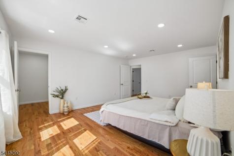 207 Lake Shore Drive Parsippany-troy Hills NJ 07034