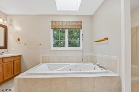 79 Stony Brook Road Montville NJ 07045