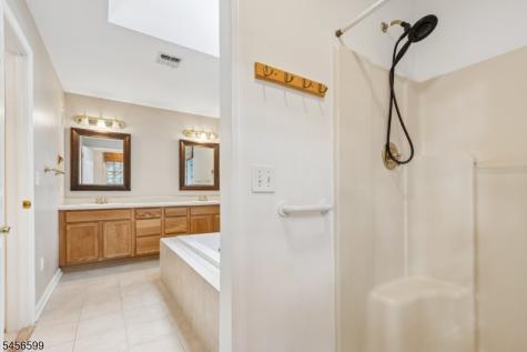 79 Stony Brook Road Montville NJ 07045