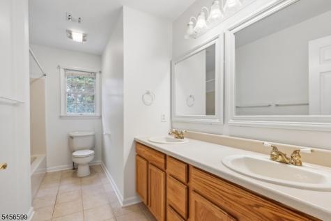 79 Stony Brook Road Montville NJ 07045