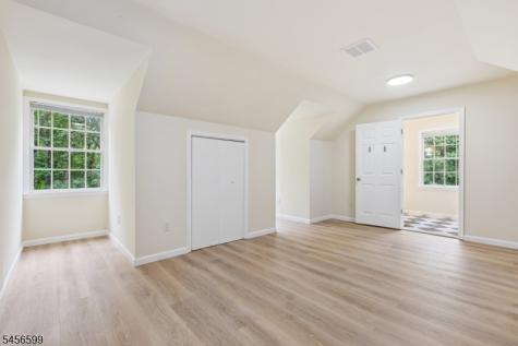 79 Stony Brook Road Montville NJ 07045