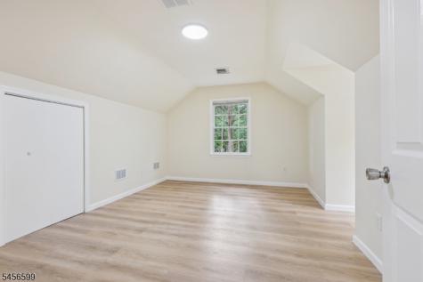 79 Stony Brook Road Montville NJ 07045