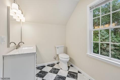 79 Stony Brook Road Montville NJ 07045