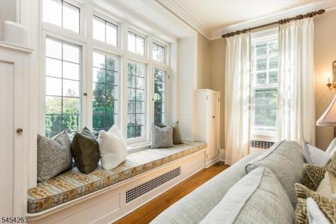 69 Forest Avenue Glen Ridge Boro NJ 07028
