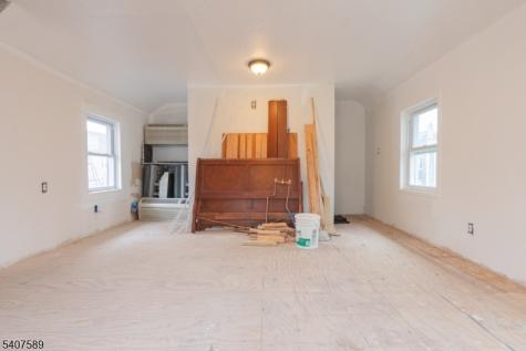 120 Norman Street East Orange NJ 07017