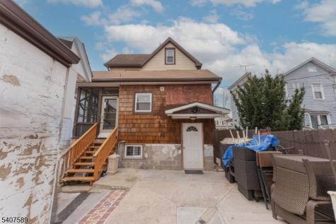 120 Norman Street East Orange NJ 07017
