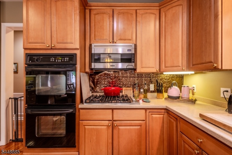 18 Hartlander Street East Brunswick NJ 08816