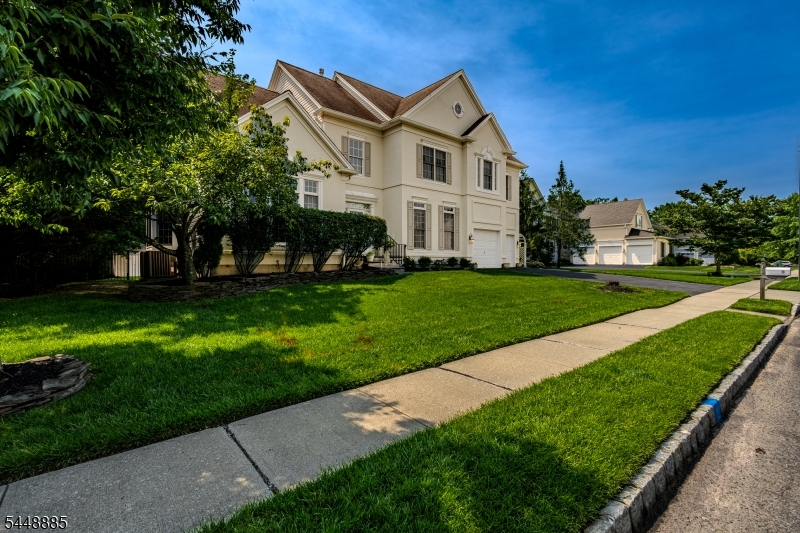 18 Hartlander Street East Brunswick NJ 08816