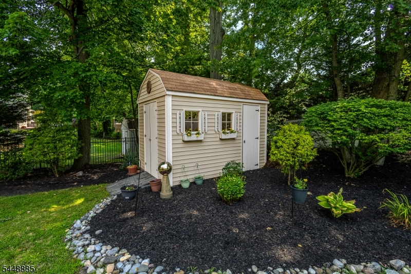 18 Hartlander Street East Brunswick NJ 08816