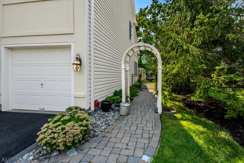 18 Hartlander Street East Brunswick NJ 08816