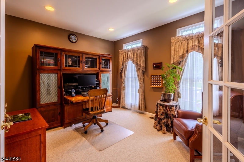 18 Hartlander Street East Brunswick NJ 08816